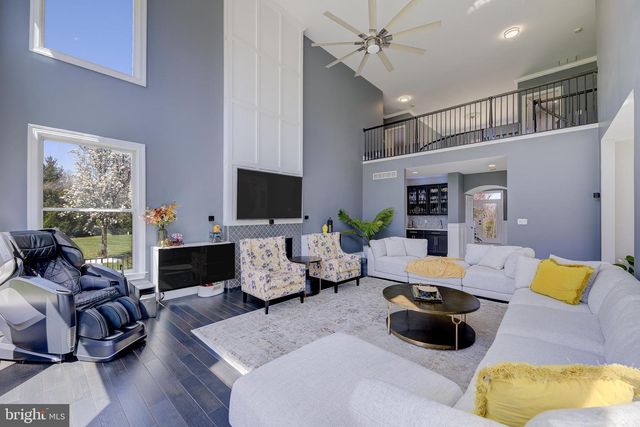 206 VAN ZANDT RD, Skillman, NJ 08558