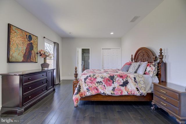 206 VAN ZANDT RD, Skillman, NJ 08558