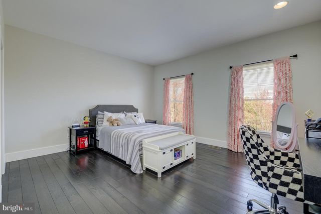 206 VAN ZANDT RD, Skillman, NJ 08558