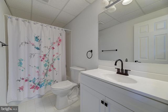 206 VAN ZANDT RD, Skillman, NJ 08558