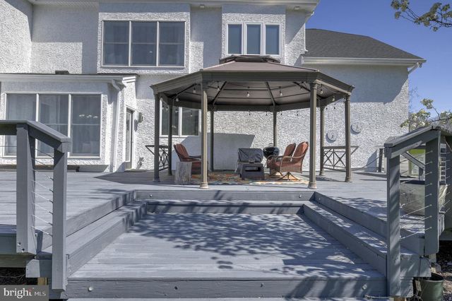 206 VAN ZANDT RD, Skillman, NJ 08558