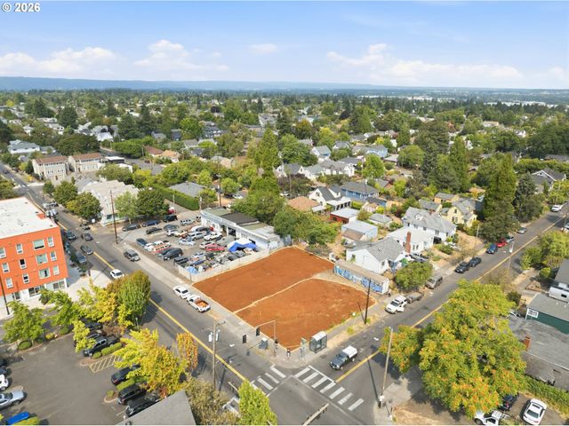1455 Ne KILLINGSWORTH St, Portland, OR 97211