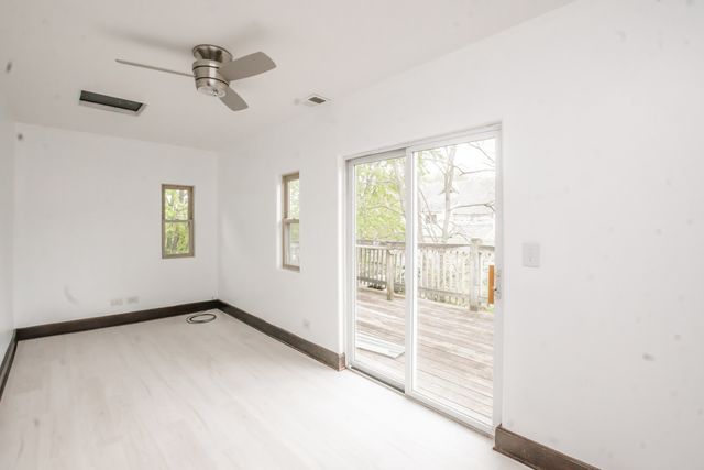 11127 S Homewood Avenue, Chicago, IL 60643