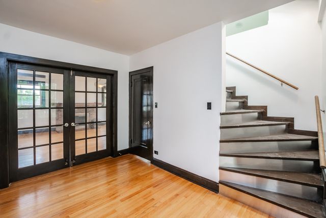 11127 S Homewood Avenue, Chicago, IL 60643