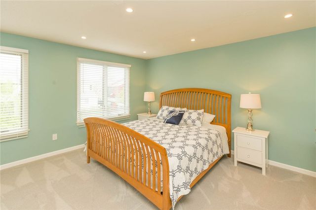 319 Swans Wharf Row, Newport, RI 02840