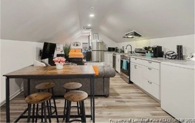 2511 McNeill Circle 2, Fayetteville, NC 28303