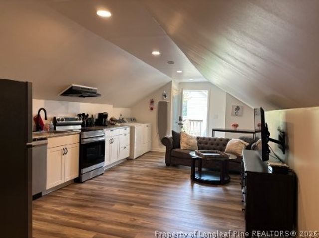 2511 McNeill Circle 2, Fayetteville, NC 28303