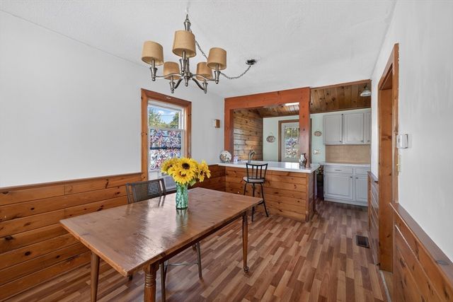 24 Ripley St, Somerset, MA 02725
