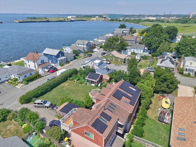 24 Ripley St, Somerset, MA 02725