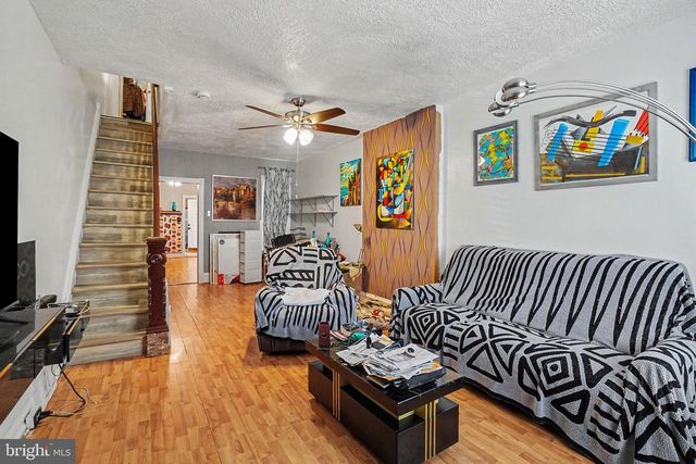 114 PEAR ST, Reading, PA 19601
