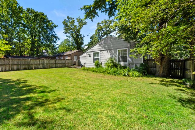 112 Sheridan Road, North Little Rock, AR 72116