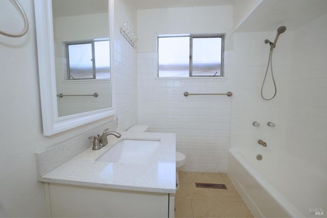 544 N Camino Alto, Vallejo, CA 94590