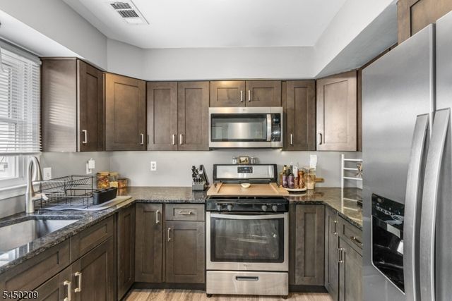 39 Shilling Way 192, Jackson Twp., NJ 08527