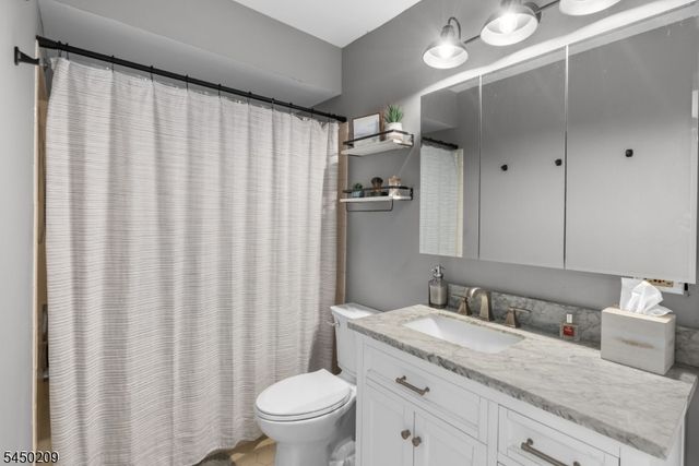 39 Shilling Way 192, Jackson Twp., NJ 08527