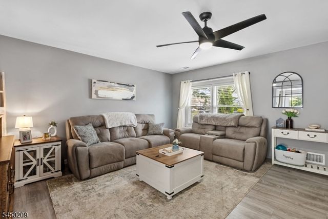 39 Shilling Way 192, Jackson Twp., NJ 08527