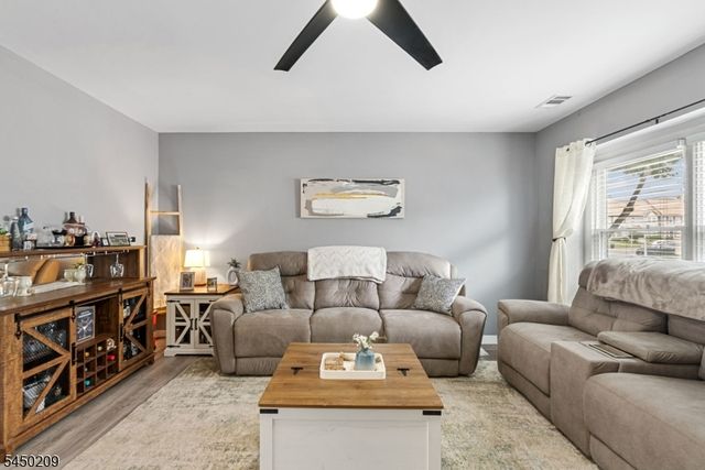 39 Shilling Way 192, Jackson Twp., NJ 08527