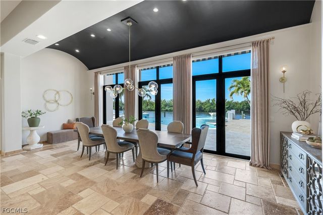 4842 SW 29th AVE, Cape Coral, FL 33914