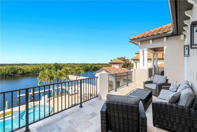 4842 SW 29th AVE, Cape Coral, FL 33914