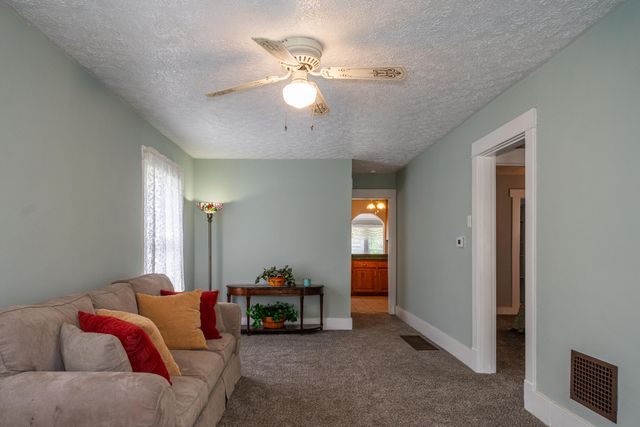 2835 Wayland Avenue 2835 Wayland Avenue, Dayton, OH 45420
