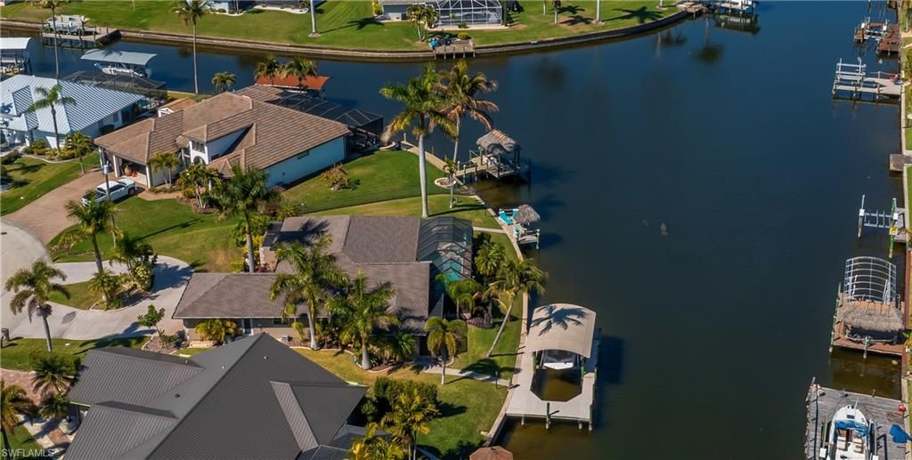 Image 10 of property listing at 4521 SW 2nd AVE, Cape Coral, FL 33914