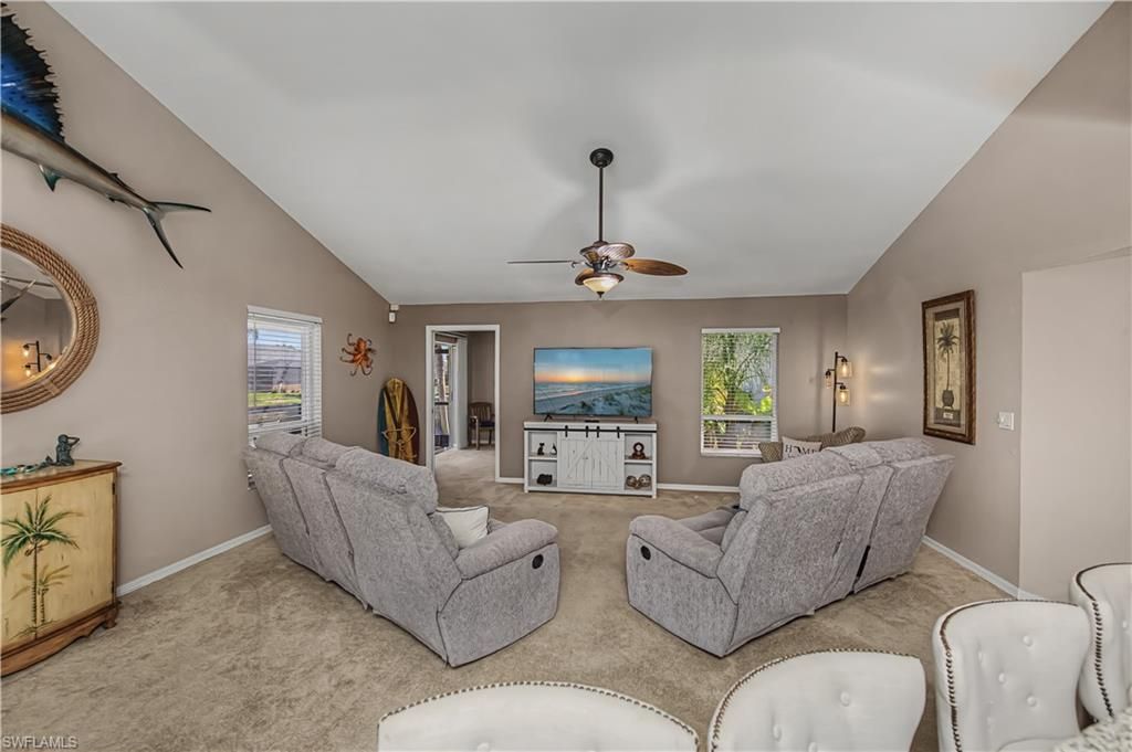 Image 17 of property listing at 4521 SW 2nd AVE, Cape Coral, FL 33914