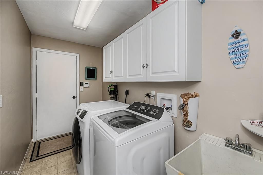 Image 38 of property listing at 4521 SW 2nd AVE, Cape Coral, FL 33914