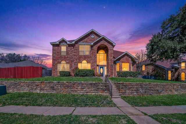 634 Oakbend Drive, Coppell, TX 75019