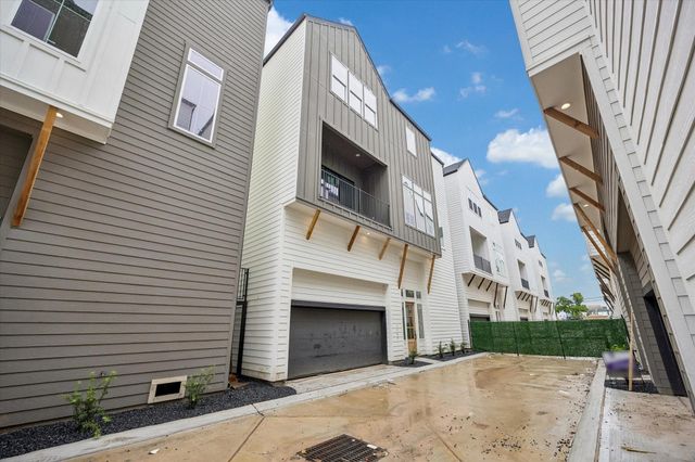 1189 W 19th Street, Houston, TX 77008
