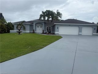 3302 11th AVE, Cape Coral, FL 33904