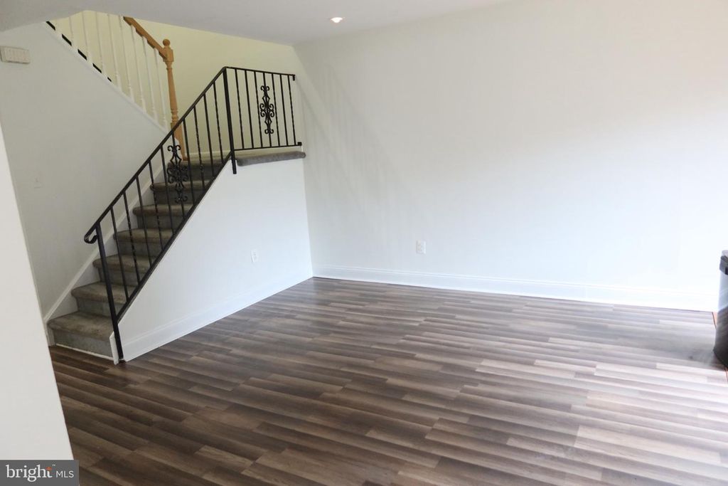 9001 RIDGE AVE #33, PHILADELPHIA, PA 19128 — photo 3