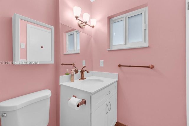 5300 Washington St J218, Hollywood, FL 33021