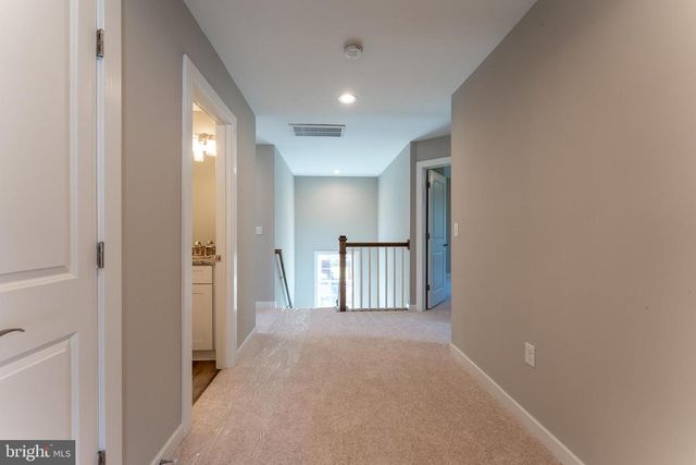 136 ALMOND ST, Orange, VA 22960