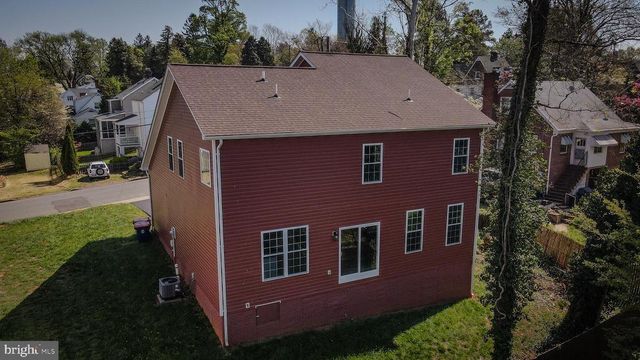 136 ALMOND ST, Orange, VA 22960