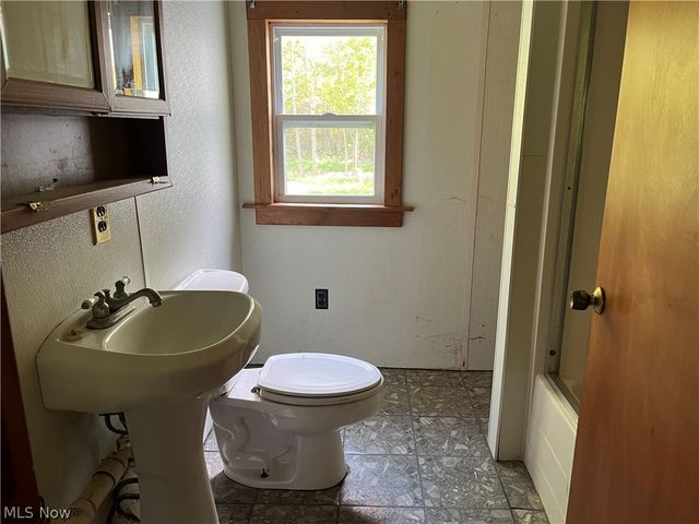 15829 Moseley Road, Madison, OH 44057