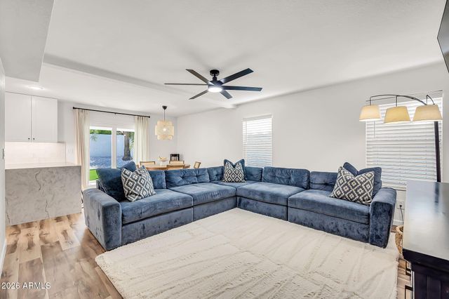 3428 E Windsong Drive, Phoenix, AZ 85048