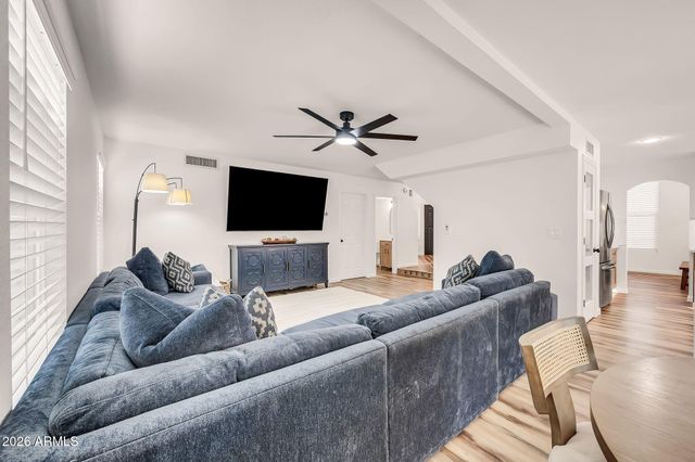 3428 E Windsong Drive, Phoenix, AZ 85048