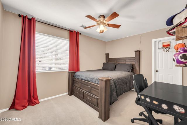 3428 E Windsong Drive, Phoenix, AZ 85048