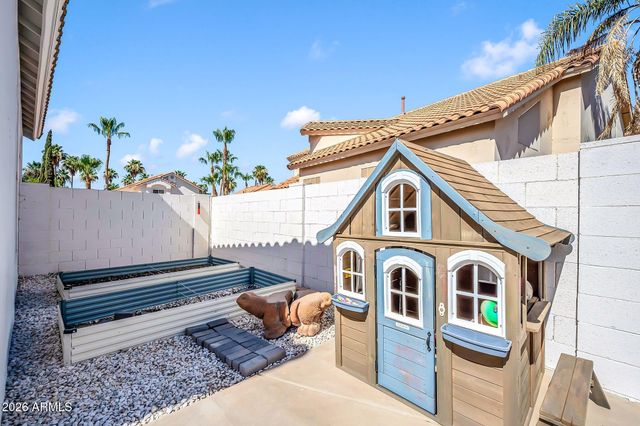 3428 E Windsong Drive, Phoenix, AZ 85048