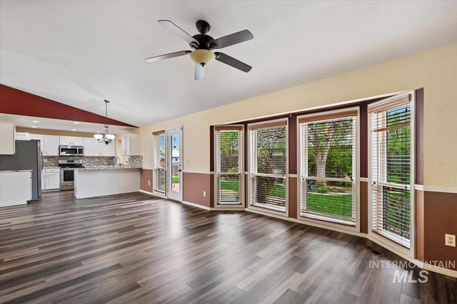 4844 N Johns Landing Way, Boise, ID 83703