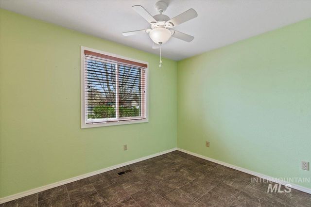 4844 N Johns Landing Way, Boise, ID 83703