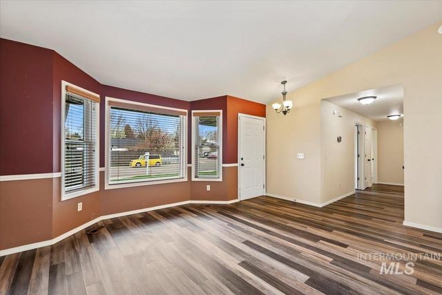 4844 N Johns Landing Way, Boise, ID 83703