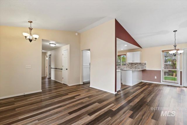 4844 N Johns Landing Way, Boise, ID 83703