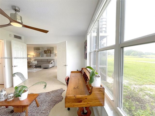 2671 S Course Dr 109, Pompano Beach, FL 33069