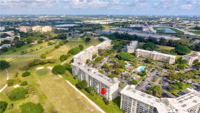 2671 S Course Dr 109, Pompano Beach, FL 33069