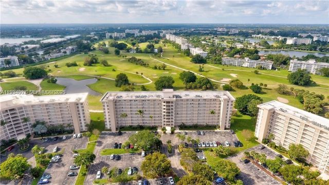 2671 S Course Dr 109, Pompano Beach, FL 33069