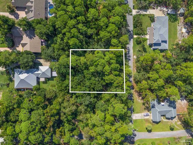 5602 North Shore Way, Pensacola, FL 32507