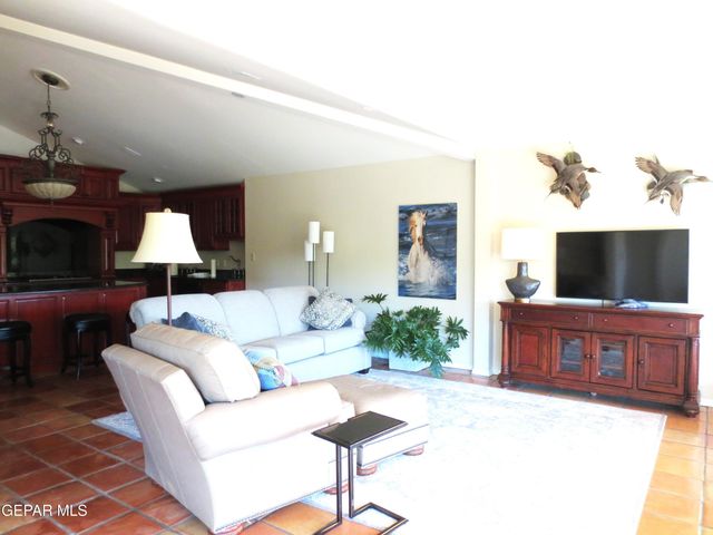 4574 WEEPING WILLOW Drive, El Paso, TX 79922