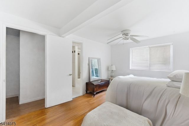 2455 3Rd St, Fort Lee Boro, NJ 07024