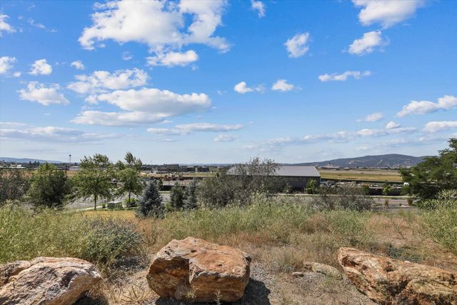 20605 E Valley Vista Dr, Liberty Lake, WA 99019