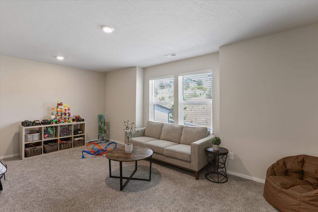 20605 E Valley Vista Dr, Liberty Lake, WA 99019